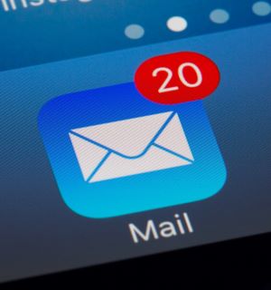 E-mails com malware dobraram em 2021, segundo Trend Micro